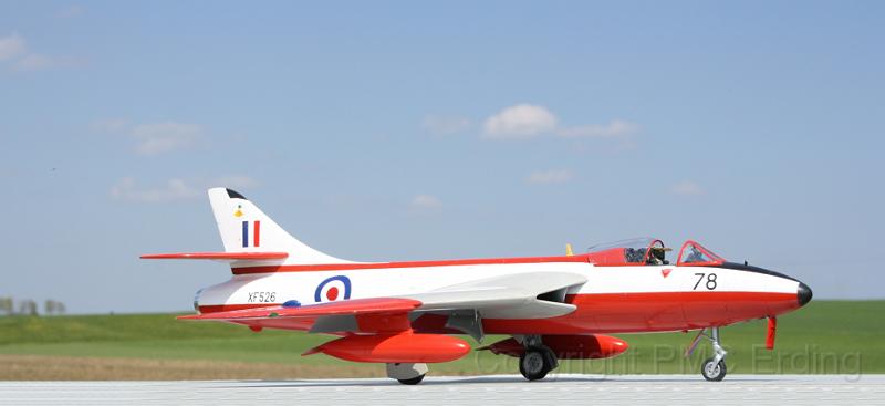 Hawker Hunter F.6 Revell 1-32 Lauerbach Peter 04.JPG